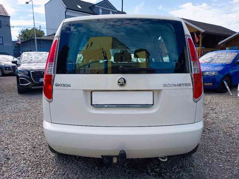 ŠKODA Roomster 1,4i16V Ambition Plus ČR 84TKM - foto 11