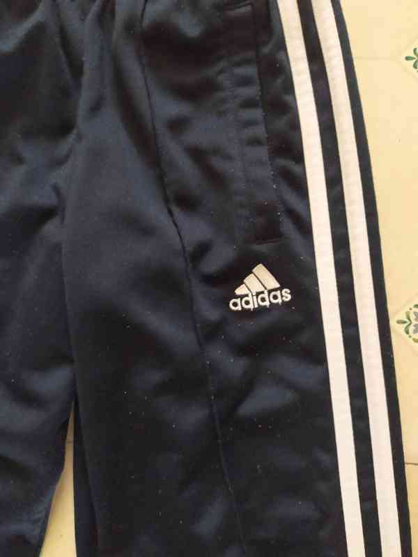 Dětské tepláky s kapsami Adidas vel.116 - foto 2