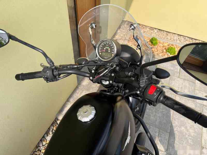 Moto Guzzi V7 III Stone - foto 7