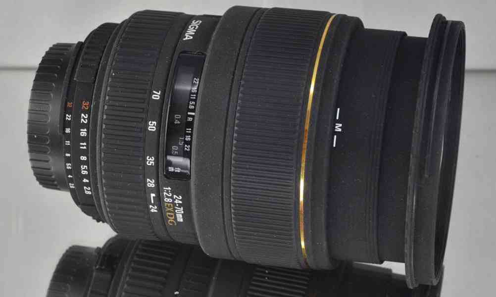 pro Nikon - Sigma DG 24-70mm F/2.8  EX MACRO *F.F. - foto 6