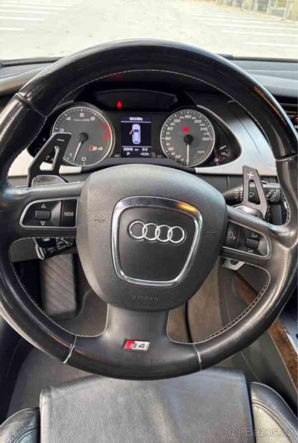 Audi S4 3,0 - foto 14