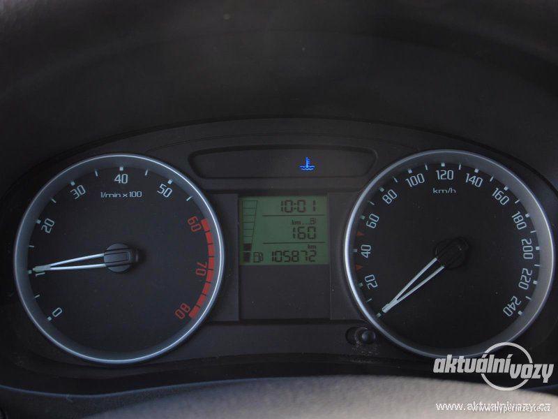 Škoda Roomster 1.4, benzín, rok 2010 - foto 15