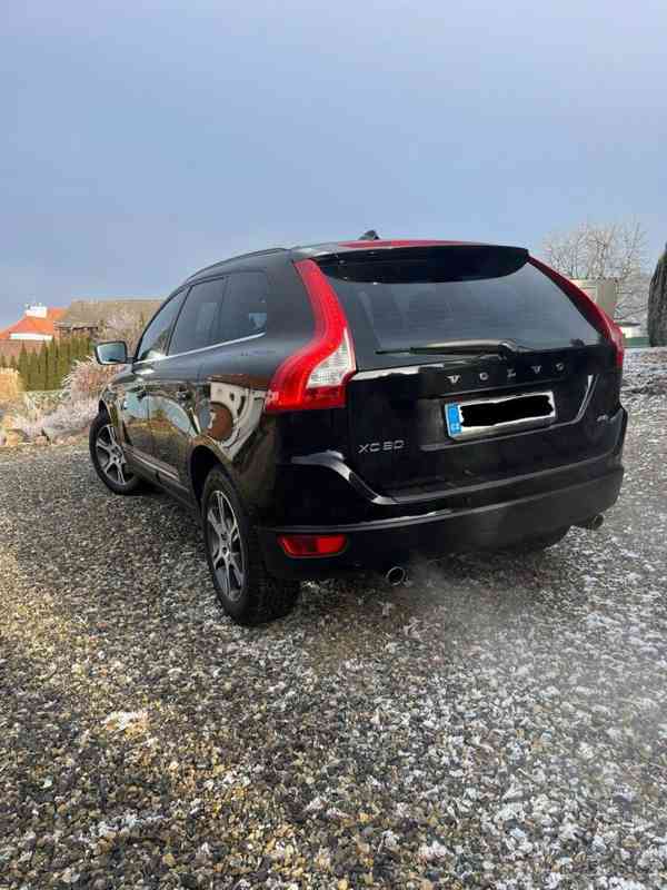 Volvo XC60 2,4   AWD, 4x4, 120kW - foto 9