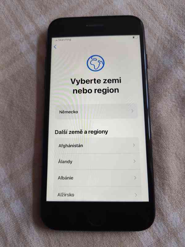 Mobilní dotykový telefon iPhone 7 32GB černý - foto 3