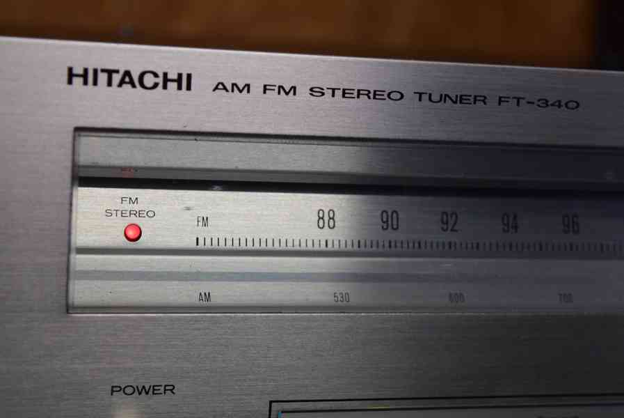 HITACHI FT-340 VÝBORNÝ VINTAGE STEREO TUNER !! - foto 5