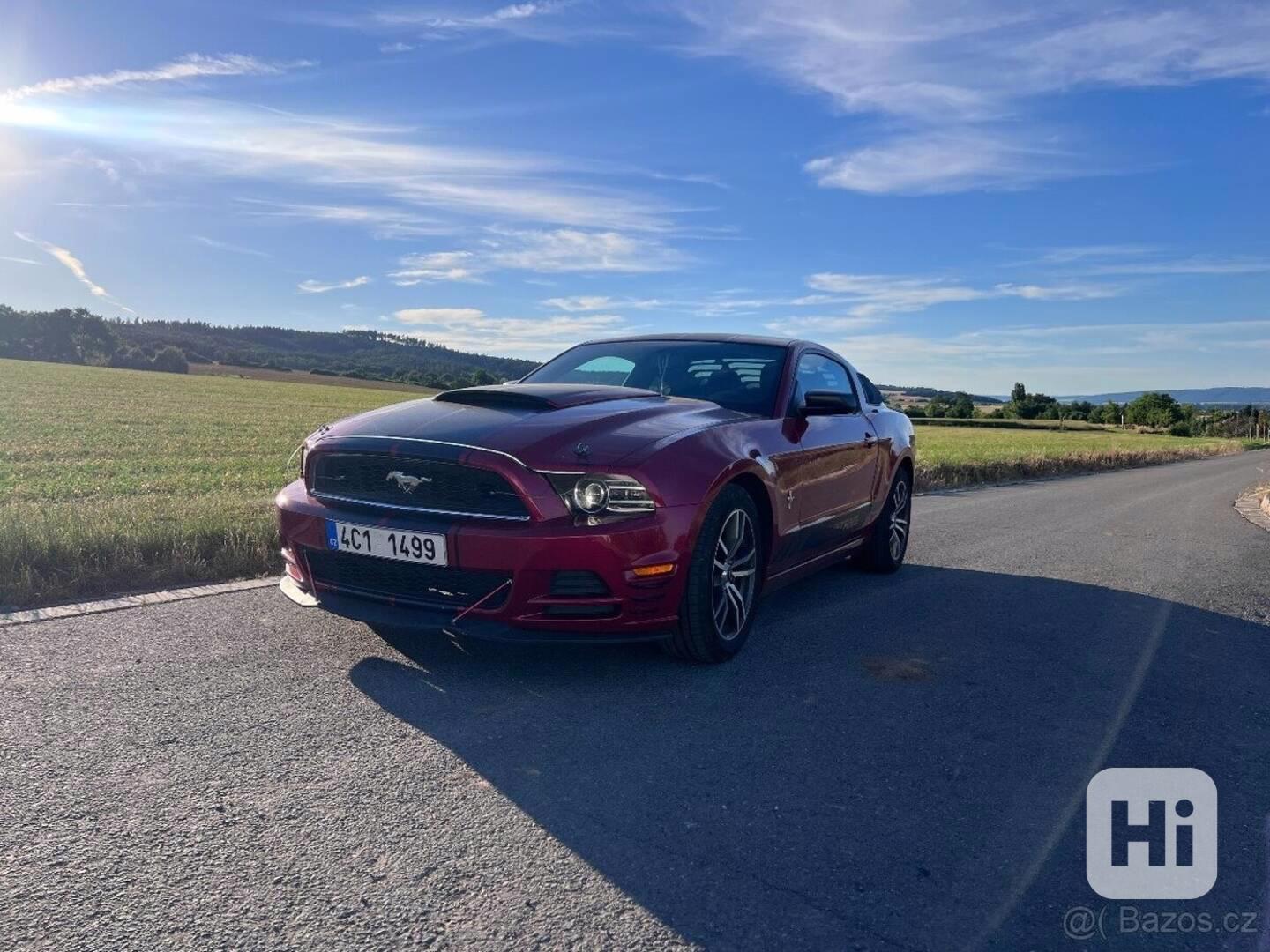 Ford Mustang 3,7   V6, 227 kW, Automat, Roush - foto 1
