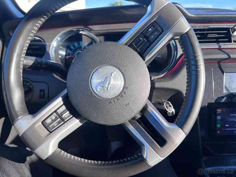 Ford Mustang 3,7   V6, 227 kW, Automat, Roush - foto 13
