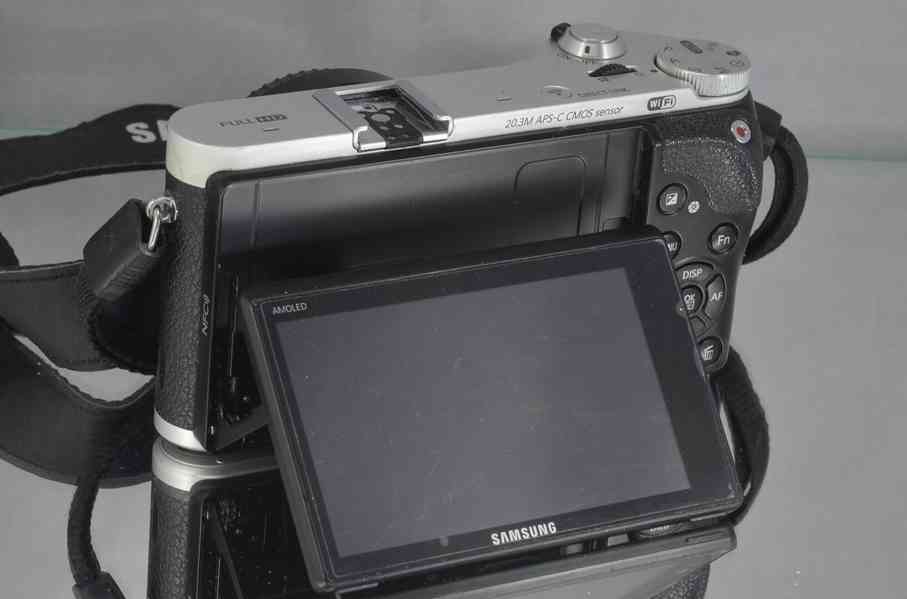 Samsung NX300 + 30mm 1:2 +50-200mm*20 Mpx*Full HDV - foto 9