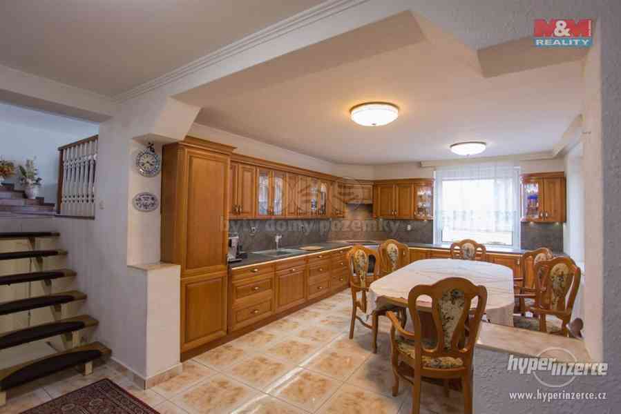 Prodej, rodinný dům 8+2, 6177 m2, Otmarov - foto 13