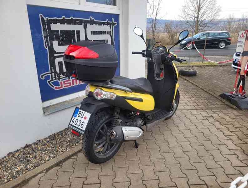 Piaggio Carnaby 200 - foto 3