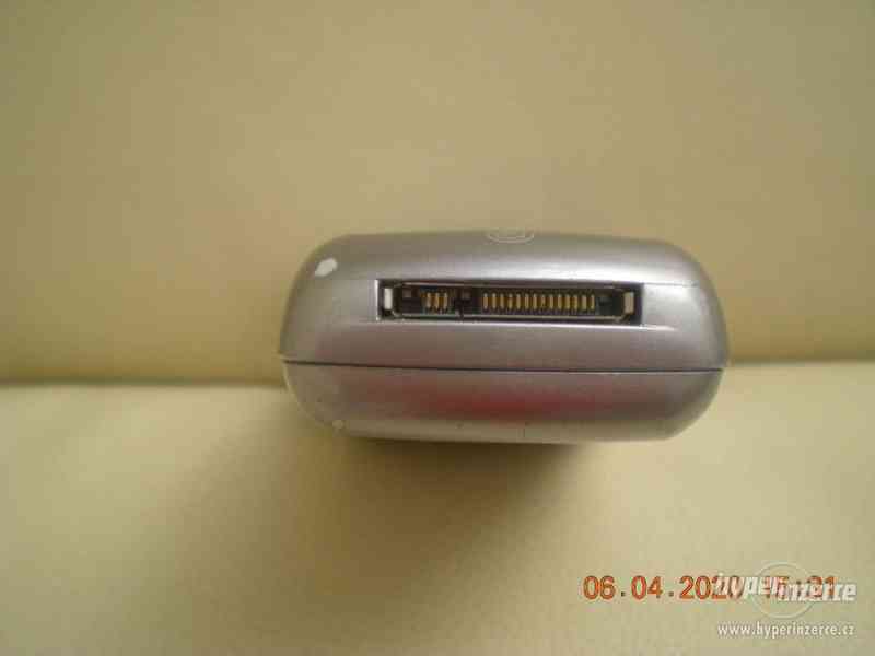 Motorola A835 - historický mobilní telefon - foto 7