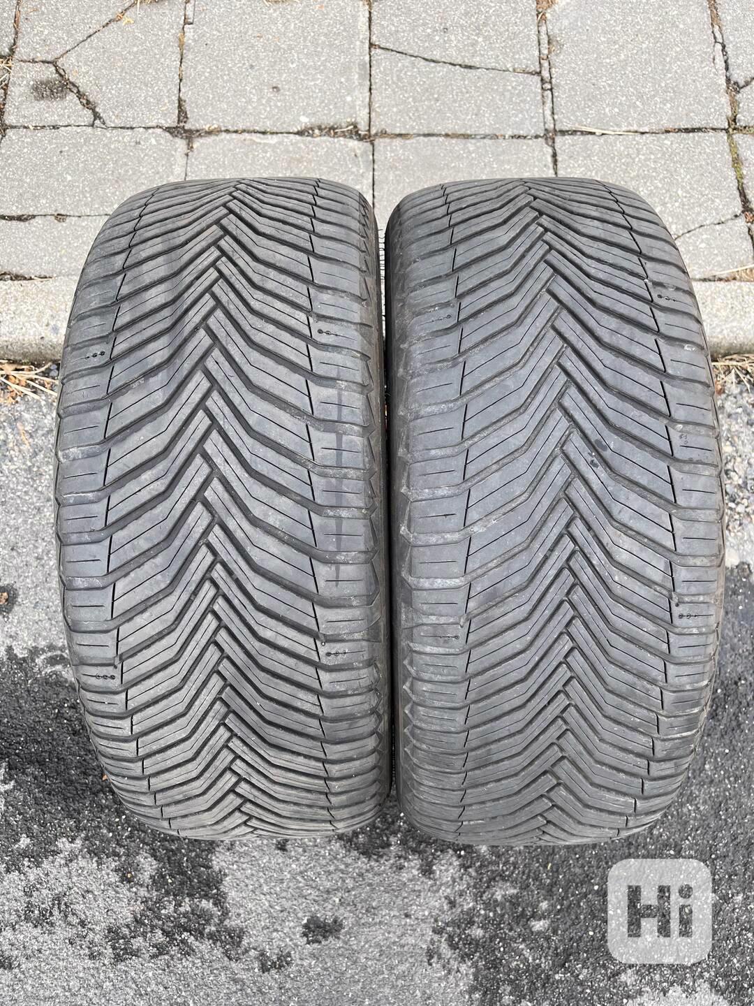 Pneu Michelin CrossClimate 2 245/45 R 18 XL 100 Y celoroční - foto 1