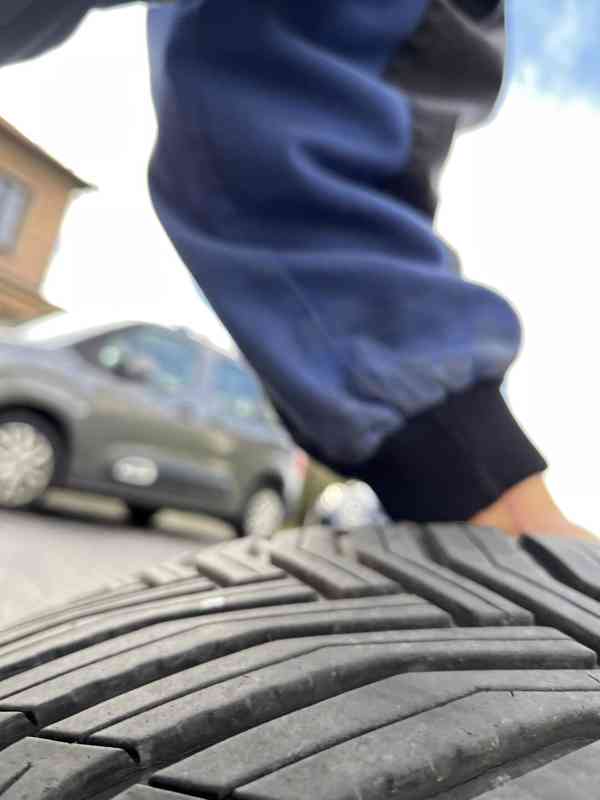 Pneu Michelin CrossClimate 2 245/45 R 18 XL 100 Y celoroční - foto 2