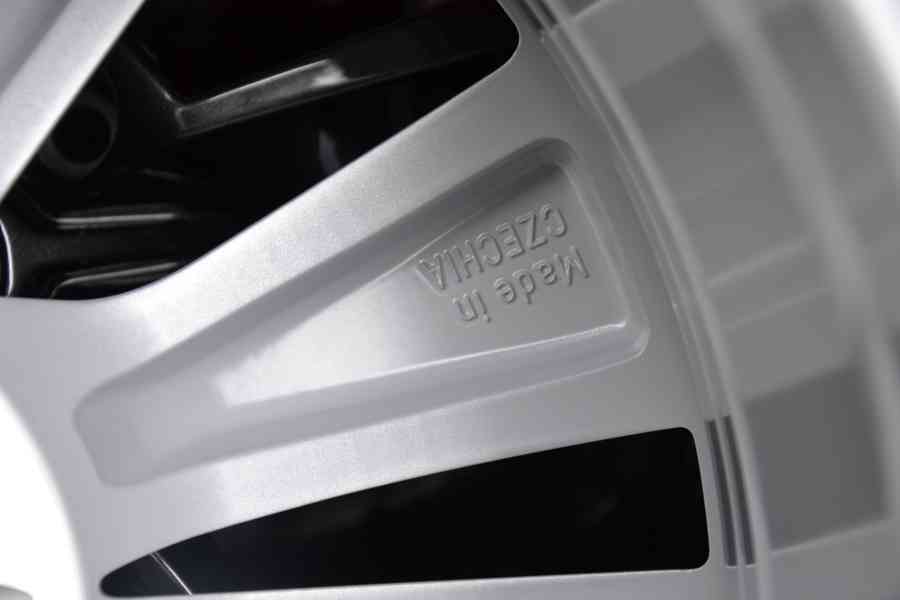 Nová zimní Alu sada Š.Enyaq, Elroq - 235/55+255/50 R19 DOT25 - foto 18