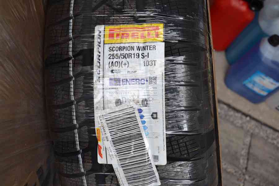 Nová zimní Alu sada Š.Enyaq, Elroq - 235/55+255/50 R19 DOT25 - foto 9