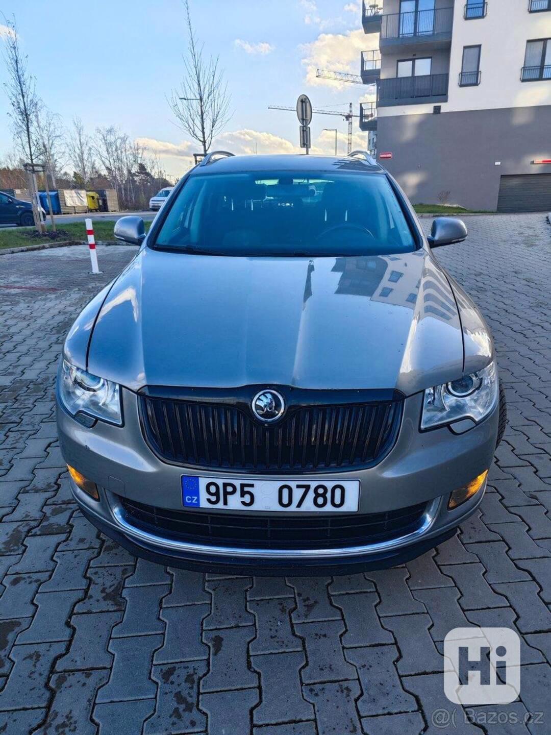 Škoda Superb 2,0   2, 2011 - foto 1