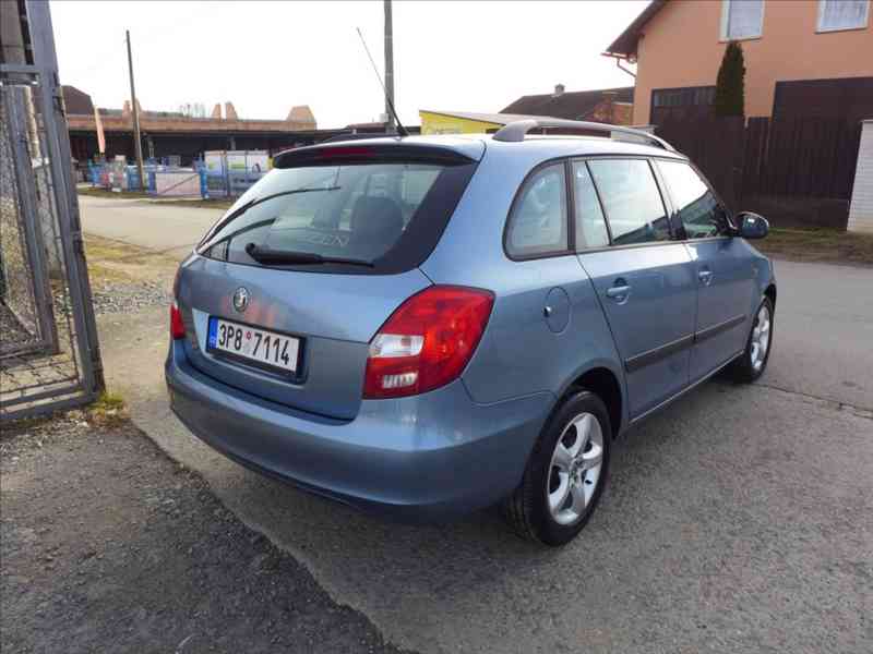 Škoda Fabia 1,4 16V Ambiente CZ 1.MAJITEL - foto 3