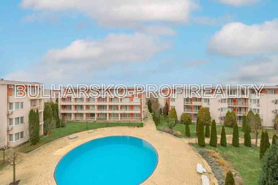 Bulharsko-STUDIO (42 m) | VÝHLED NA BAZÉN | NĚKOLIK BAZÉNŮ | - foto 11