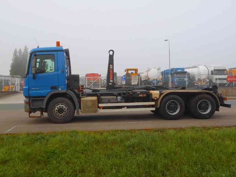 MERCEDES BENZ ACTROS 2641 - foto 4