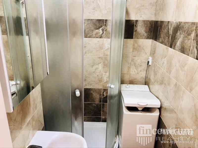 Pronájem bytu 2+kk 40 m2 Bryksova, Praha Černý Most - foto 3