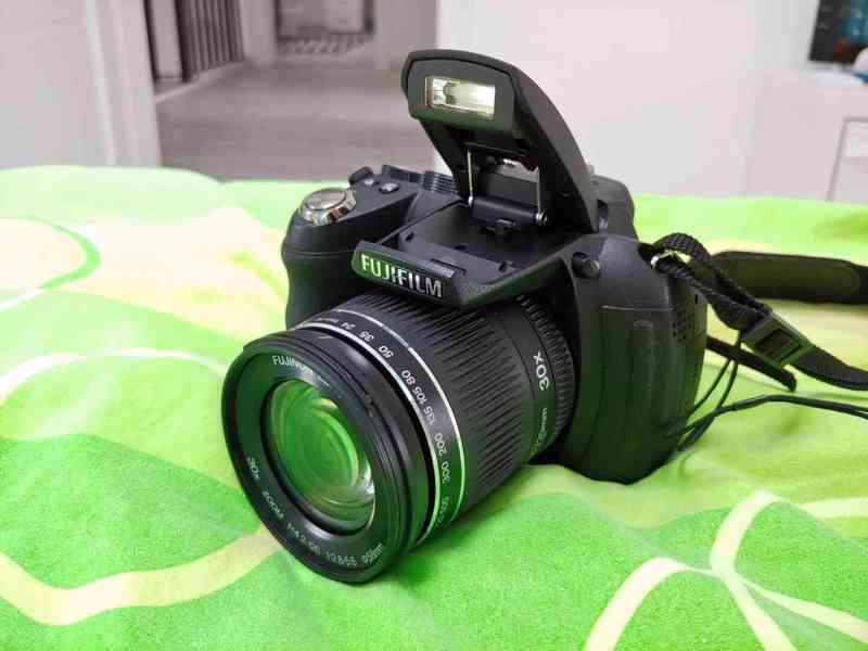 Fujifilm Finepix HS10 - foto 5