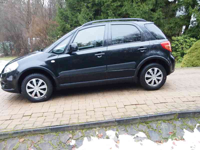 Suzuki SX4 1,6i 4X4 - foto 5