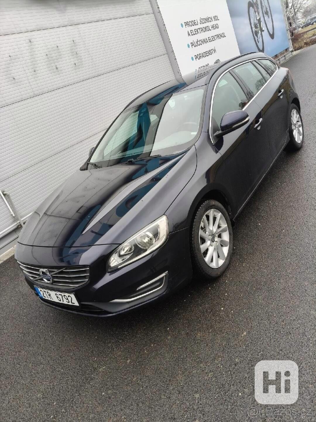 Volvo V60 2,0   AUTO - foto 1