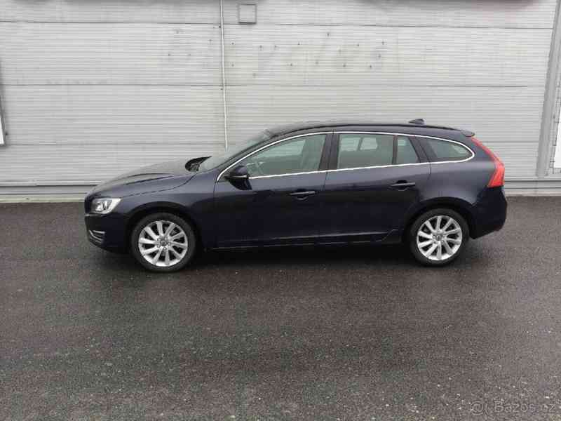 Volvo V60 2,0   AUTO - foto 2