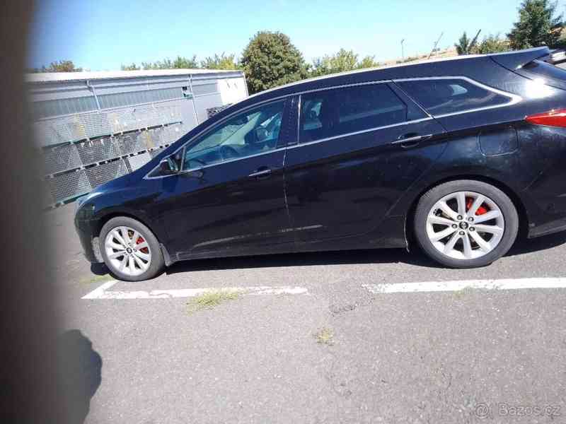 Hyundai i40 1,7   CRDI combi A/T - foto 9