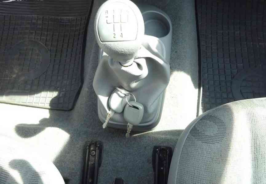 Renaul Twingo 1.2i r.v.2005 (43 kw) Koupeno v ČR - foto 11
