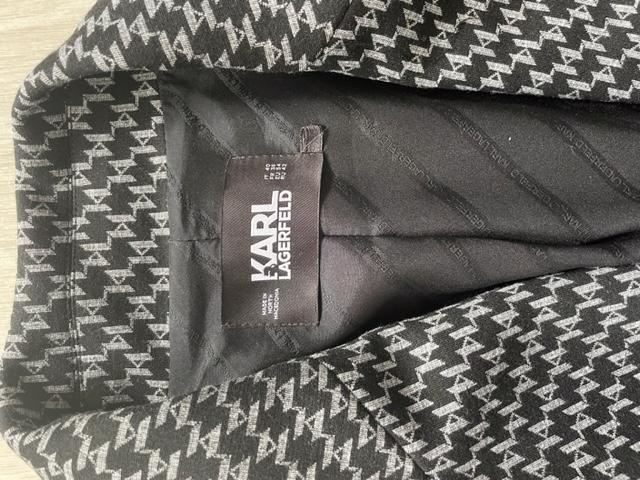 SAKO KARL LAGERFELD CLASSIC MONOGRAM PUNTO BLAZER - foto 3