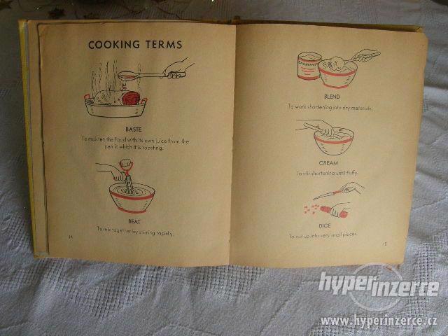 A Childs Jirst Cook Book - foto 3