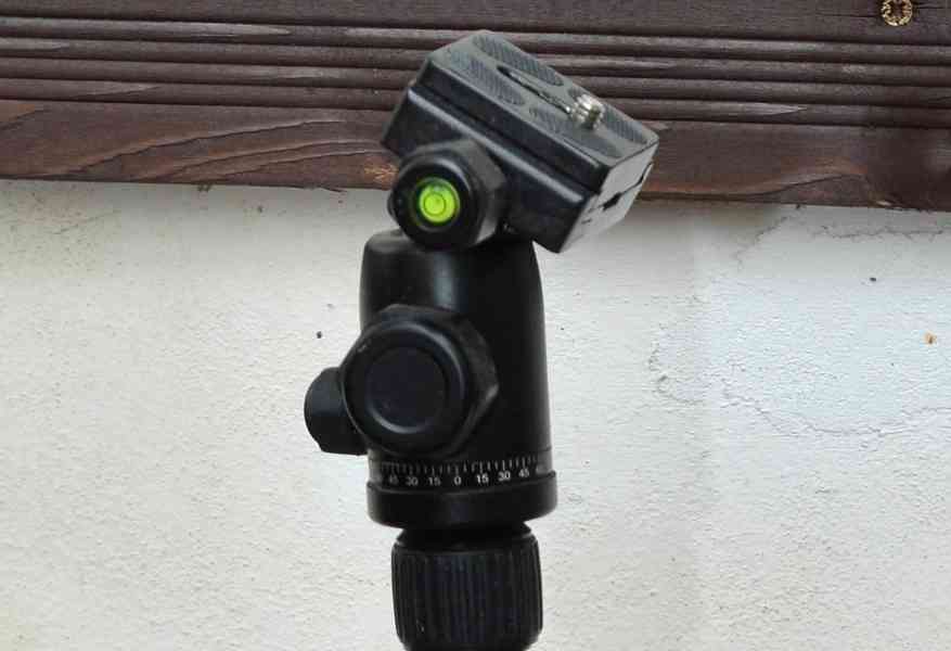Manfrotto ELEMENT Stativ+hlava*výška:143cm*nos.4Kg - foto 5