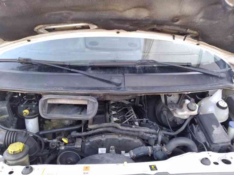 FORD TRANSIT 330L 2.4 TDCI 74kW  - foto 22