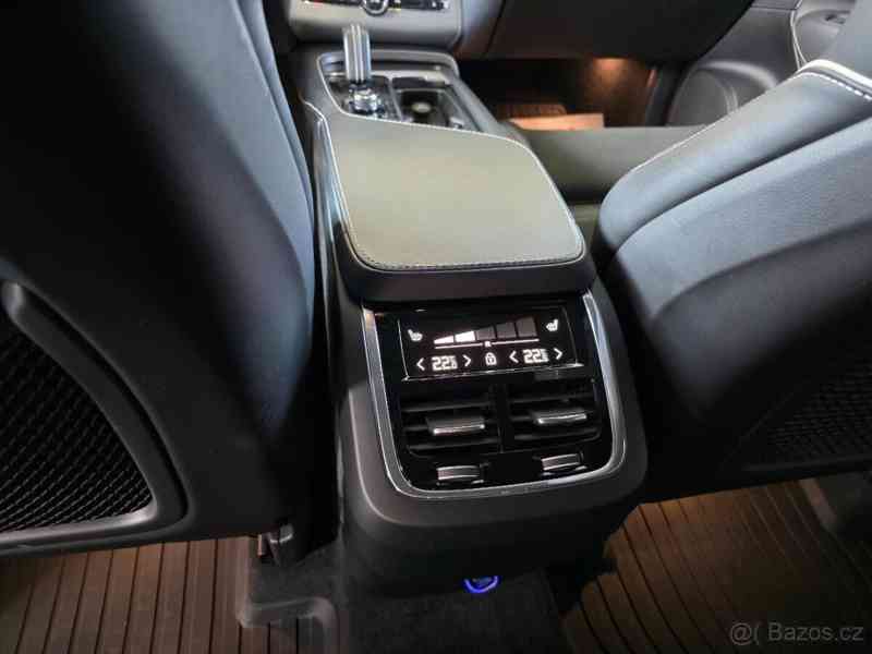 Volvo XC90 B5 R design-Black,mild hybrid - foto 11