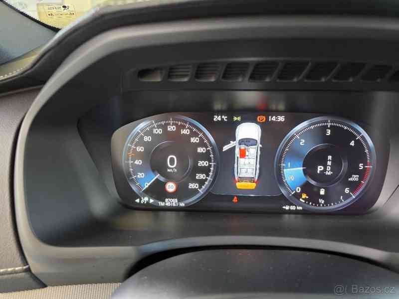 Volvo XC90 B5 R design-Black,mild hybrid - foto 19