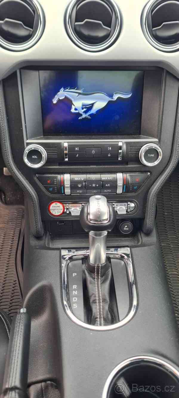 Ford Mustang 5.0 GT Performence  - foto 5