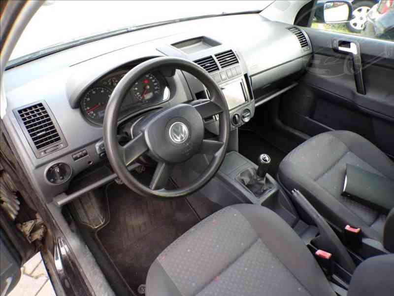 Volkswagen Polo 1,2 i 47kW CELOROČNÍ PNEU - foto 7