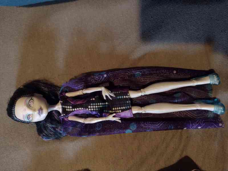 Monster high, Rainbow High  - foto 12