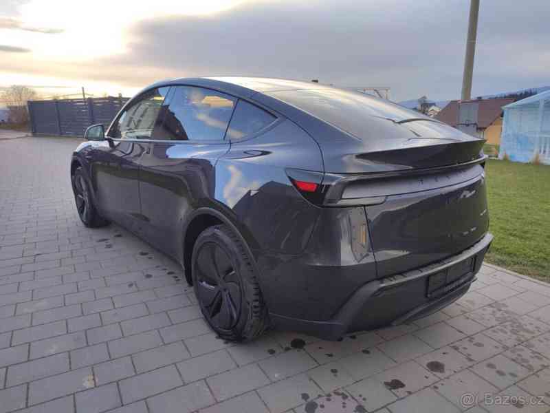 Tesla Model Y yuniper long range awd - foto 3