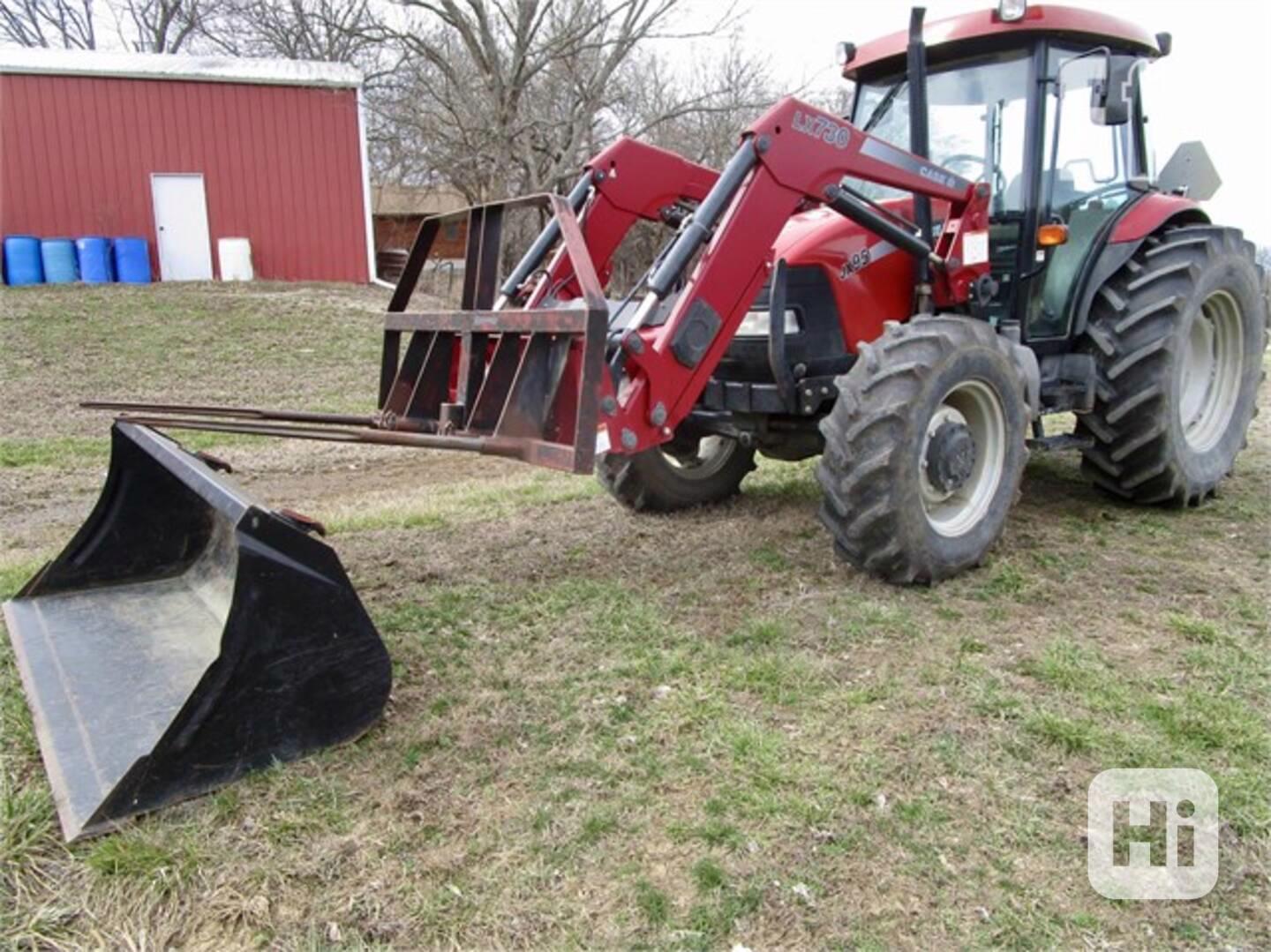 Traktor CASE IH JX95 - foto 1