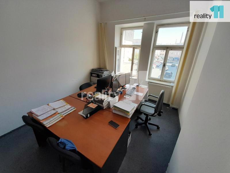 Kancelářské VIP prostory až 165 m2, Náchod, Masarykovo náměstí - foto 8