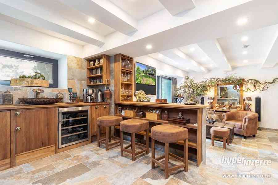 Prodej prvorepublikové vily, pozemek 6192 m2, Jince - foto 13