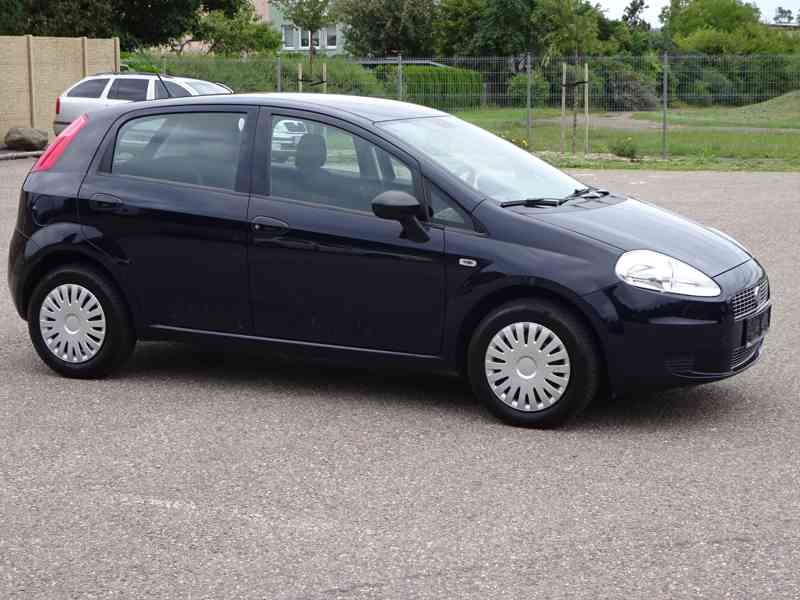 Fiat Punto 1.4I EVO r.v.2009 stk:7.2027 - foto 2