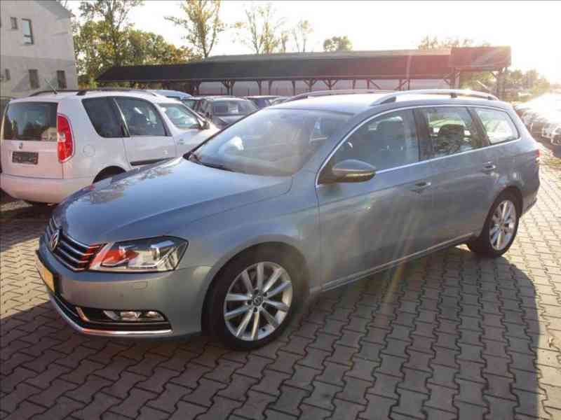 Volkswagen Passat 2,0 TDI BMT,HIGHLINE,AUTOMAT - foto 2