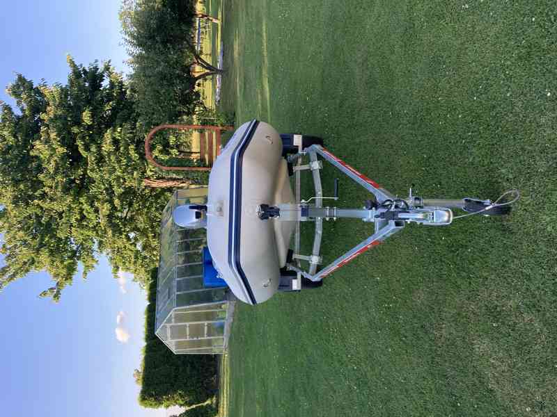 Motorový člun Honwave T38 IE + Honda BF 20 - foto 5