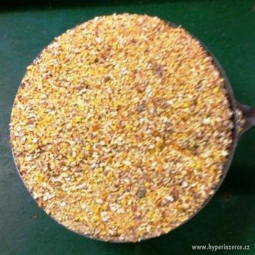 Kukuřice Drcená Kukuřičný Šrot Hrubý 25 kg - krmivo pro zvíř