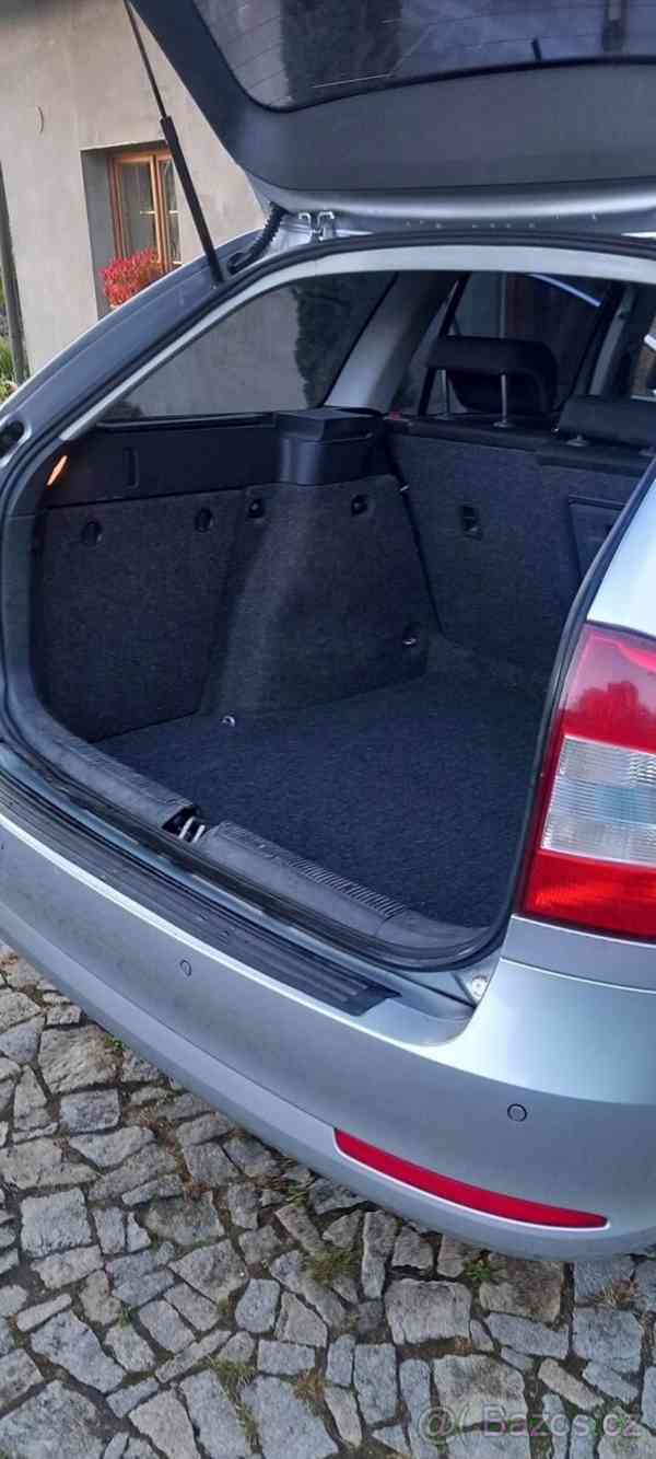 Škoda Octavia 1,6   4×4 TDI - foto 7