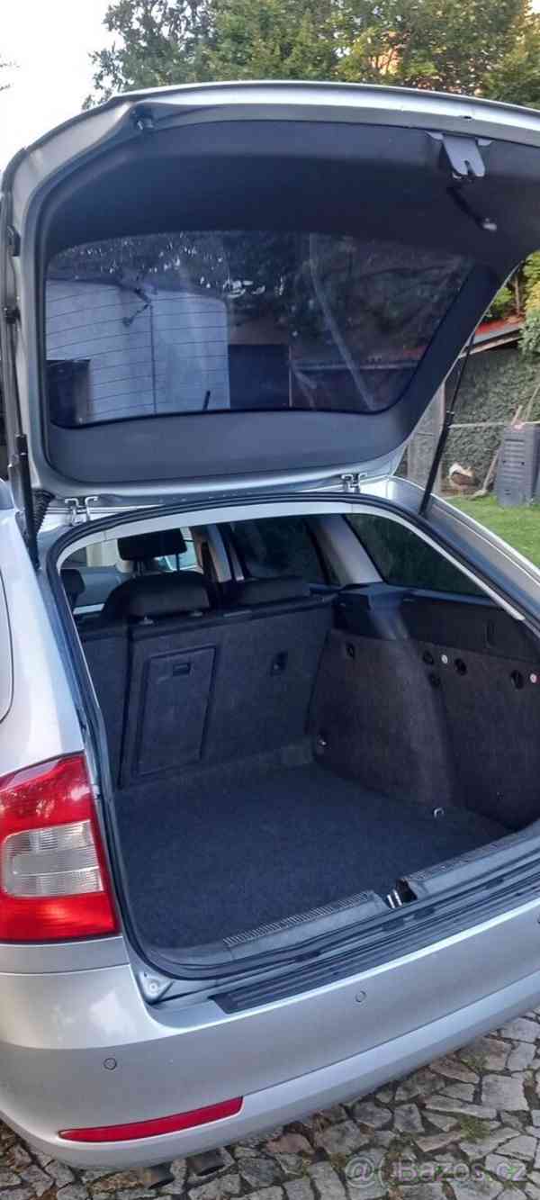 Škoda Octavia 1,6   4×4 TDI - foto 9