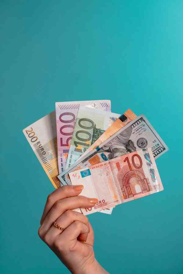 Potřebujete investici nebo velkou půjčku od 15 milionu Kč - foto 1